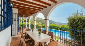Villa Málaga con Piscina Vallada, Barbacoa y hermosas vistas by AndaraHolidays